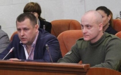 Депутат Верховной Рады Андрей Денисенко «сел в шпагат»?